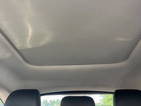 Used 2023 Genesis GV70 2.5T w/ Advanced Package AWD/4WD image 14