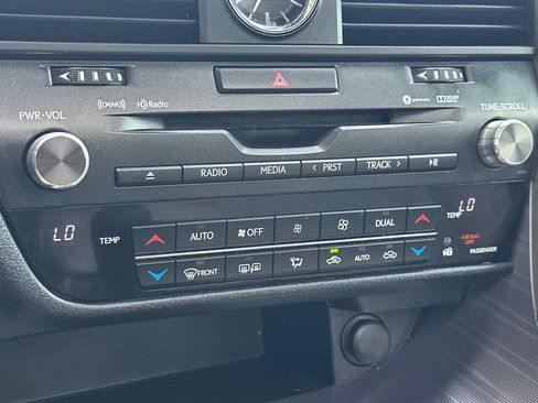 Used 2018 Lexus RX 350 F Sport w/ Accessory Package AWD/4WD image 21
