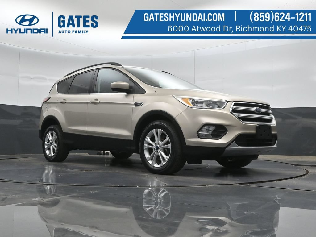 Used 2018 Ford Escape SE AWD/4WD image 38