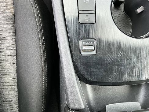 Used 2022 Nissan Rogue SV FWD image 20