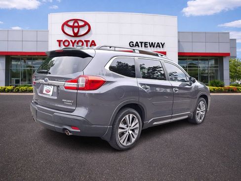 Used 2019 Subaru Ascent Touring AWD/4WD image 4