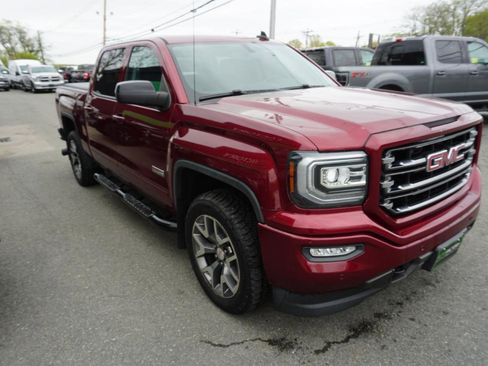 Used 2017 GMC Sierra 1500 SLT AWD/4WD image 4