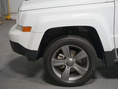 Used 2017 Jeep Patriot Sport w/ Power Value Group image 5