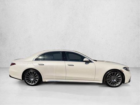 Used 2023 Mercedes-Benz S 500 4MATIC image 4