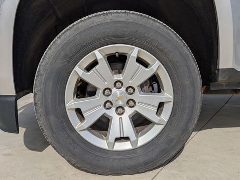 Used 2017 Chevrolet Colorado LT w/ LT Convenience Package AWD/4WD image 13