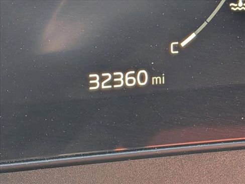 Used 2024 Kia Sportage SX FWD image 11