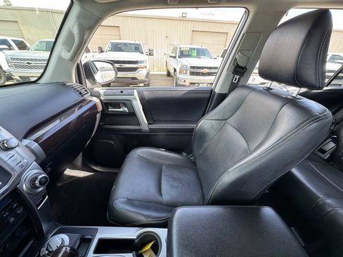 Used 2018 Toyota 4Runner Limited image 33