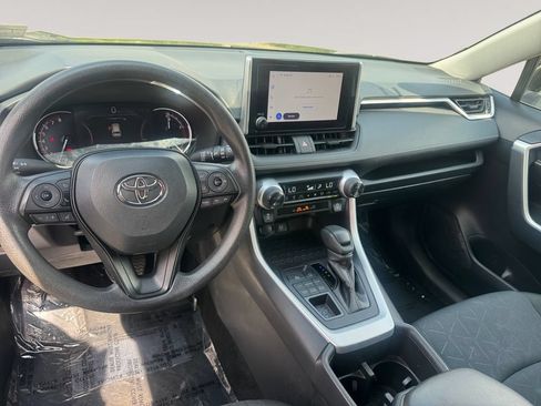 Used 2024 Toyota RAV4 XLE AWD/4WD image 10
