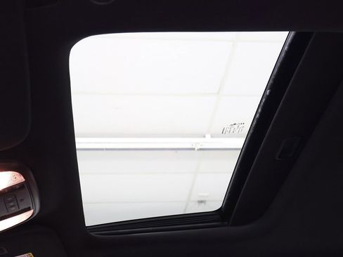 Used 2023 Dodge Durango SRT image 27