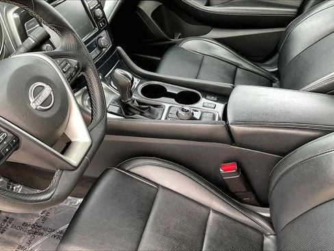 Used 2023 Nissan Maxima SL FWD image 24