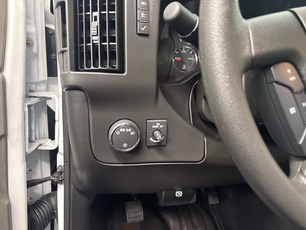 Used 2025 Chevrolet Express 2500 w/ Driver Convenience Package RWD image 35