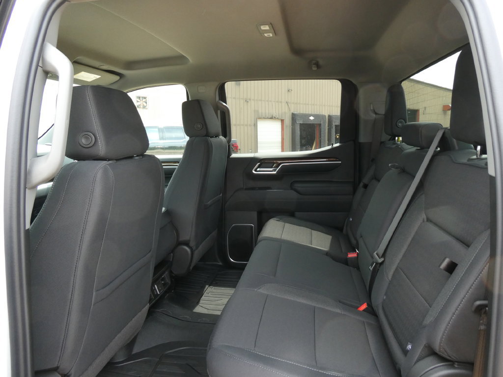 New 2026 GMC Sierra 1500 Elevation w/ Elevation Select Package AWD/4WD image 18
