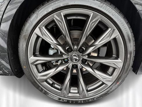 Certified 2025 Lexus IS 300 F Sport image 10