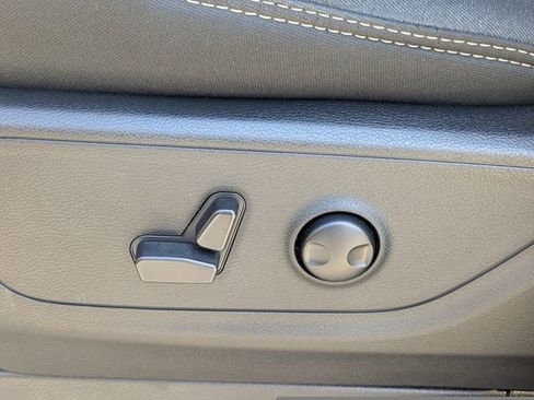 Used 2025 RAM 1500 Big Horn image 18