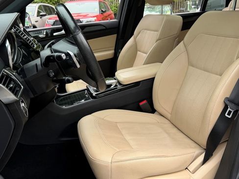 Used 2018 Mercedes-Benz GLS 450 4MATIC image 20