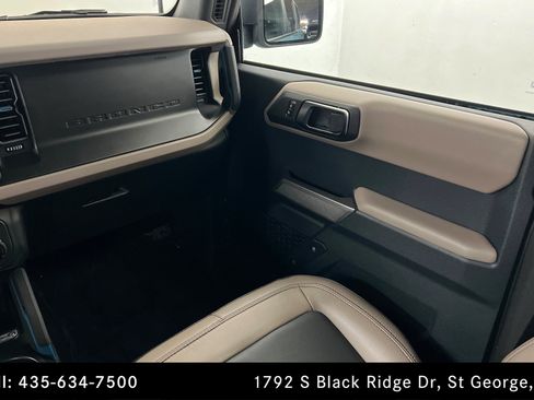 Used 2023 Ford Bronco Wildtrak AWD/4WD image 10