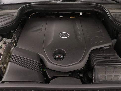 New 2026 Mercedes-Benz GLE 450 4MATIC image 9