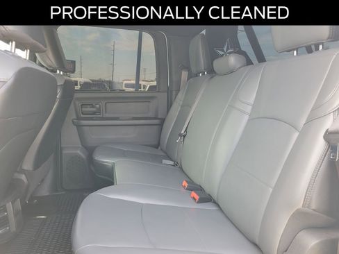 Used 2021 RAM 2500 Tradesman w/ Chrome Appearance Group RWD image 10