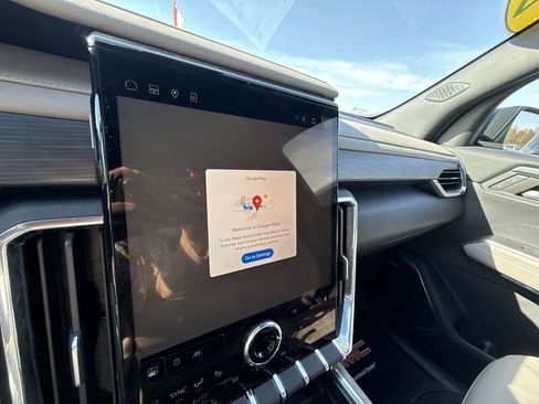 Certified 2024 GMC Acadia Elevation w/ Trailering Package FWD image 20