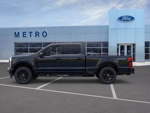 New 2026 Ford F350 Lariat w/ Black Appearance Package image 4