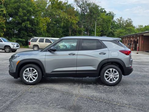 New 2026 Chevrolet TrailBlazer LS w/ LS Convenience Package FWD image 4