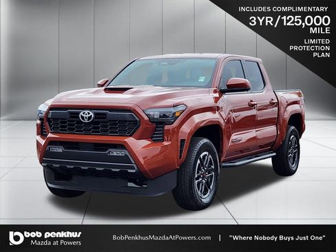 Used 2025 Toyota Tacoma TRD Sport AWD/4WD image 23