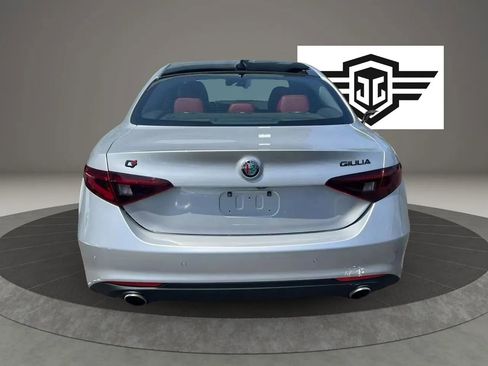 Used 2021 Alfa Romeo Giulia Sprint w/ Nero Edizione AWD/4WD image 6