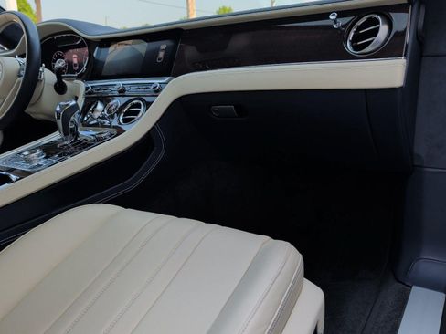 Used 2020 Bentley Continental GT AWD/4WD image 11