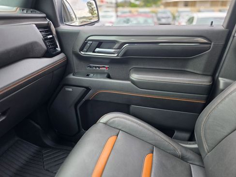 Used 2022 GMC Sierra 1500 AT4 w/ AT4 Premium Package AWD/4WD image 29