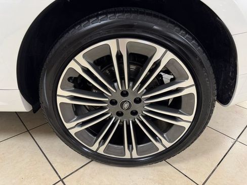 Used 2024 Land Rover Range Rover Sport Dynamic SE AWD/4WD image 30