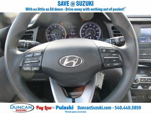 Used 2020 Hyundai Elantra SE w/ Cargo Package (C1) image 19