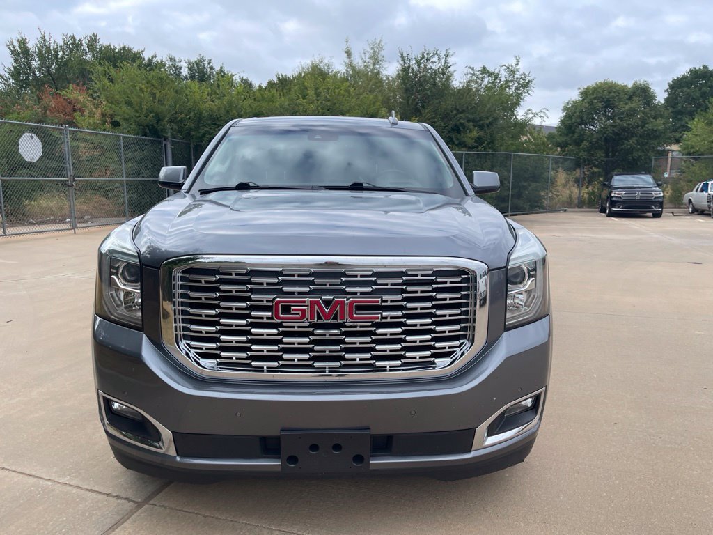 Used 2019 GMC Yukon XL Denali w/ Denali Ultimate Package AWD/4WD image 2