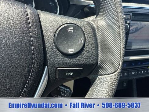 Used 2016 Toyota Corolla LE FWD image 28