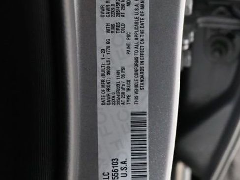 Used 2023 RAM 1500 Laramie AWD/4WD image 38