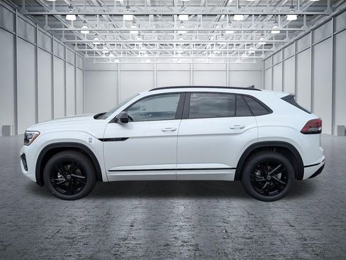 New 2026 Volkswagen Atlas Cross Sport SEL R-Line AWD/4WD image 2