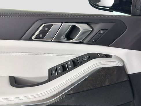 New 2026 BMW X5 xDrive40i image 17