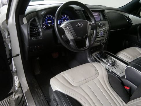 Used 2019 INFINITI QX80 Limited w/ All-Season Package AWD/4WD image 12