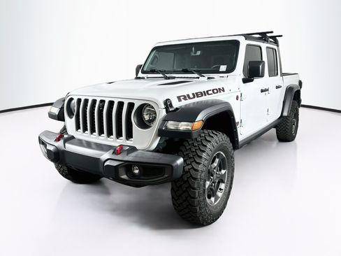 Used 2022 Jeep Gladiator Rubicon w/ Cold Weather Group AWD/4WD image 3