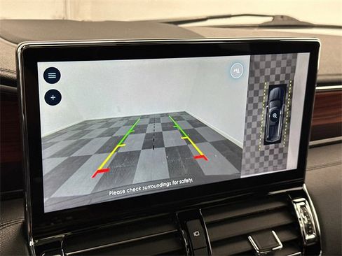 Used 2024 Lincoln Navigator Reserve image 32