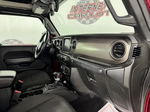 Used 2022 Jeep Wrangler Unlimited Sport AWD/4WD image 12