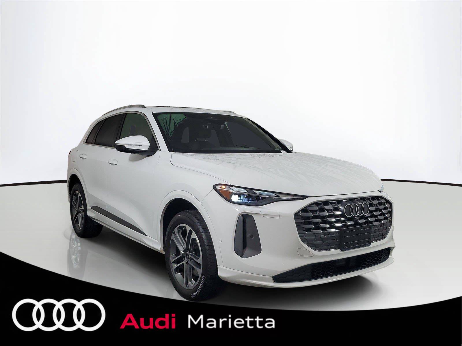 Used 2025 Audi Q5 Premium w/ Convenience Package AWD/4WD image 1