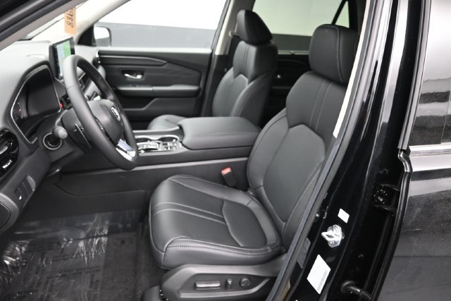 New 2026 Honda Pilot Touring image 17