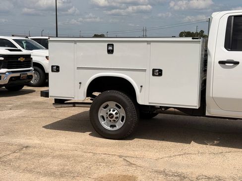 New 2026 GMC Sierra 2500 Pro w/ Convenience Package AWD/4WD image 7