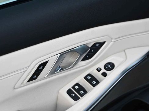 New 2026 BMW 330i Sedan w/ Premium Package image 20