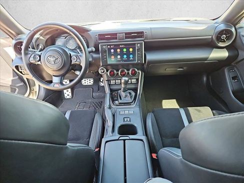 Used 2024 Toyota GR86 Premium RWD image 16