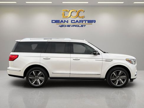 Used 2019 Lincoln Navigator Reserve AWD/4WD image 6