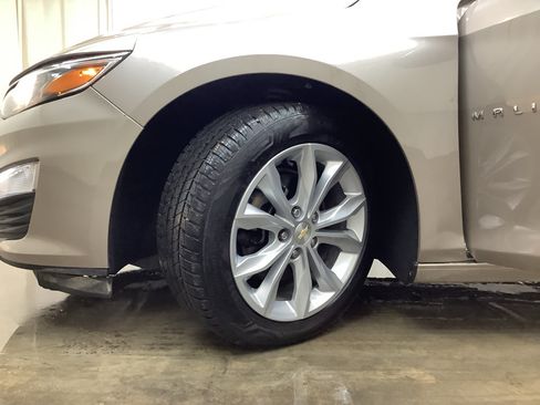 Used 2023 Chevrolet Malibu LT FWD image 24