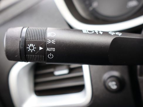 Used 2011 Chevrolet Equinox LT w/ Driver Convenience Package image 30