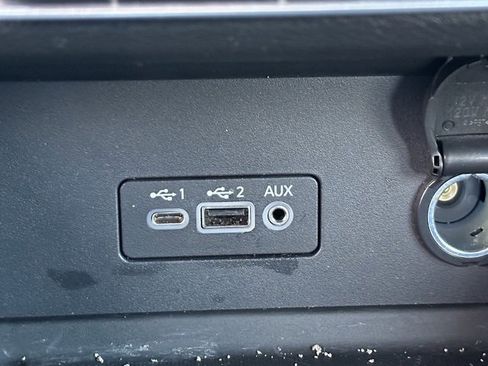 Certified 2022 Nissan Sentra SV w/ Trunk Package image 34