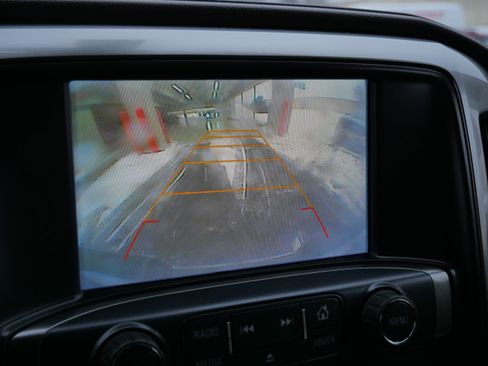 Used 2017 Chevrolet Silverado 1500 LTZ image 30